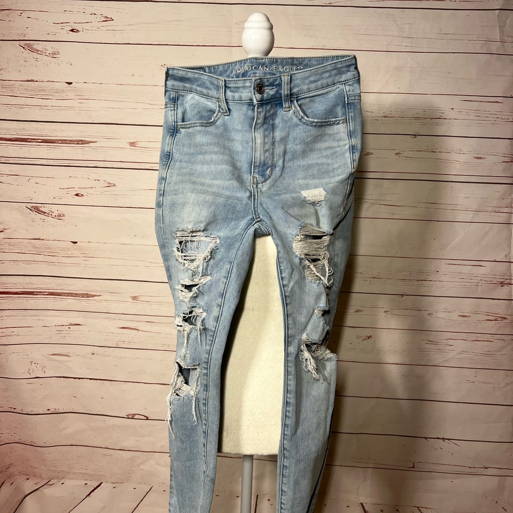 Light blue ripped American Eagle jeans